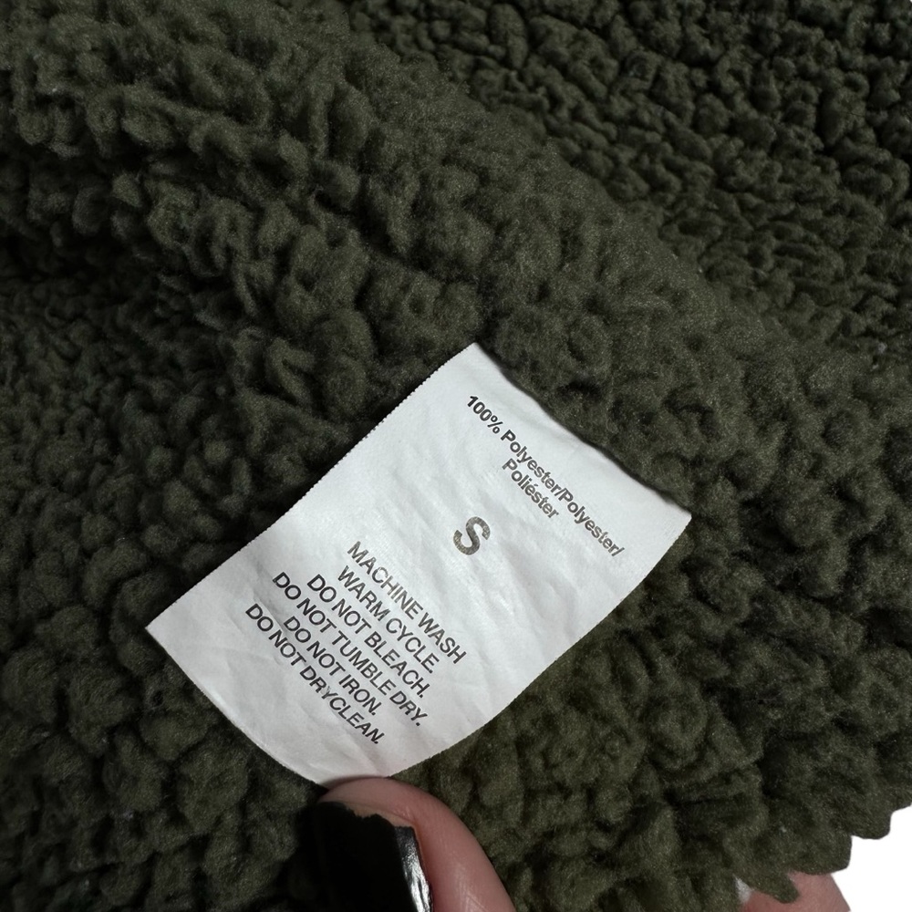 fleece lined dog jacket by Berkshire Polartec - Picture 6 of 6